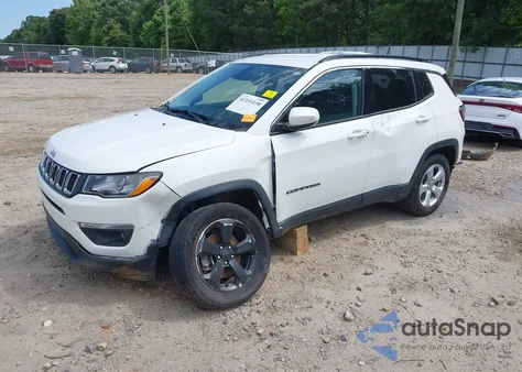 2019 Jeep Compass Latitude 4X4 из США, поврежденный, VIN 3C4NJDBB1KT639082